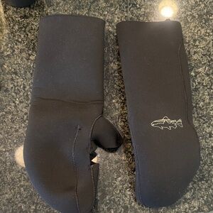 Patagonia Black Neoprene Mittens